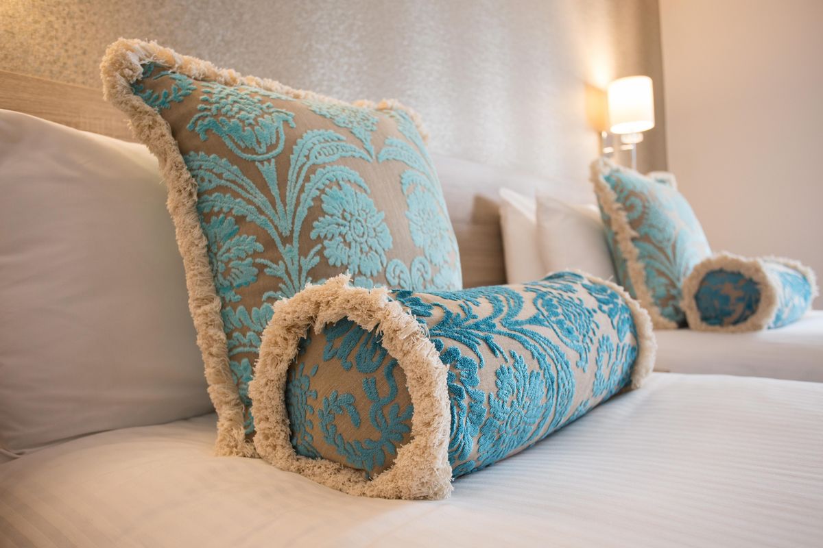 Perne decorative florale